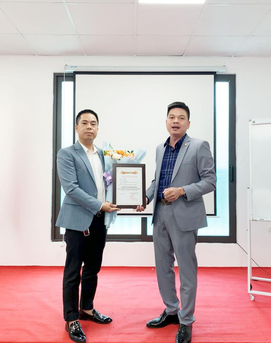 KÍ KẾT HỢP ĐỒNG 